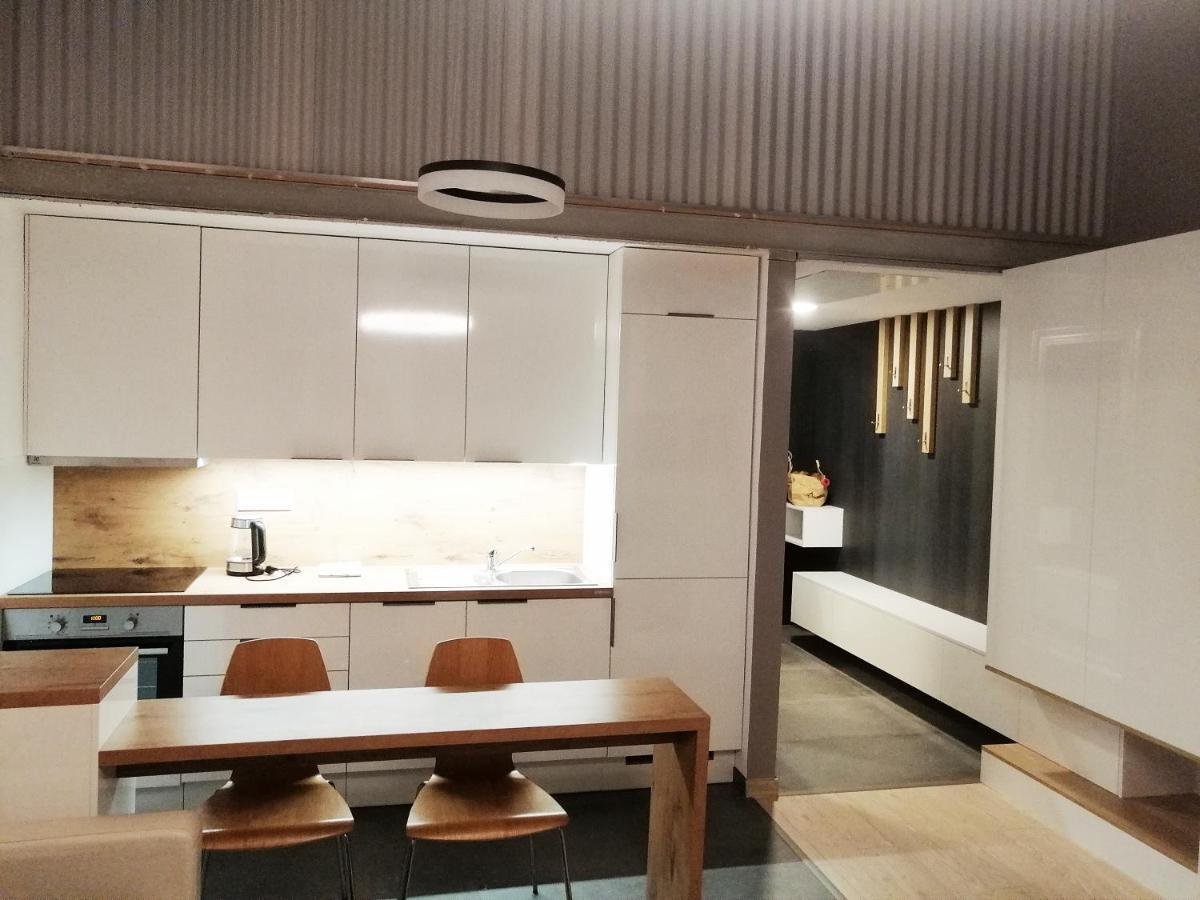 Entrez Apartments Bastova - City Centre Кошице Экстерьер фото